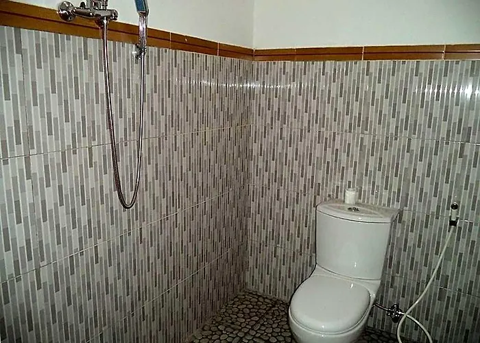 Kadek Amed * بالي